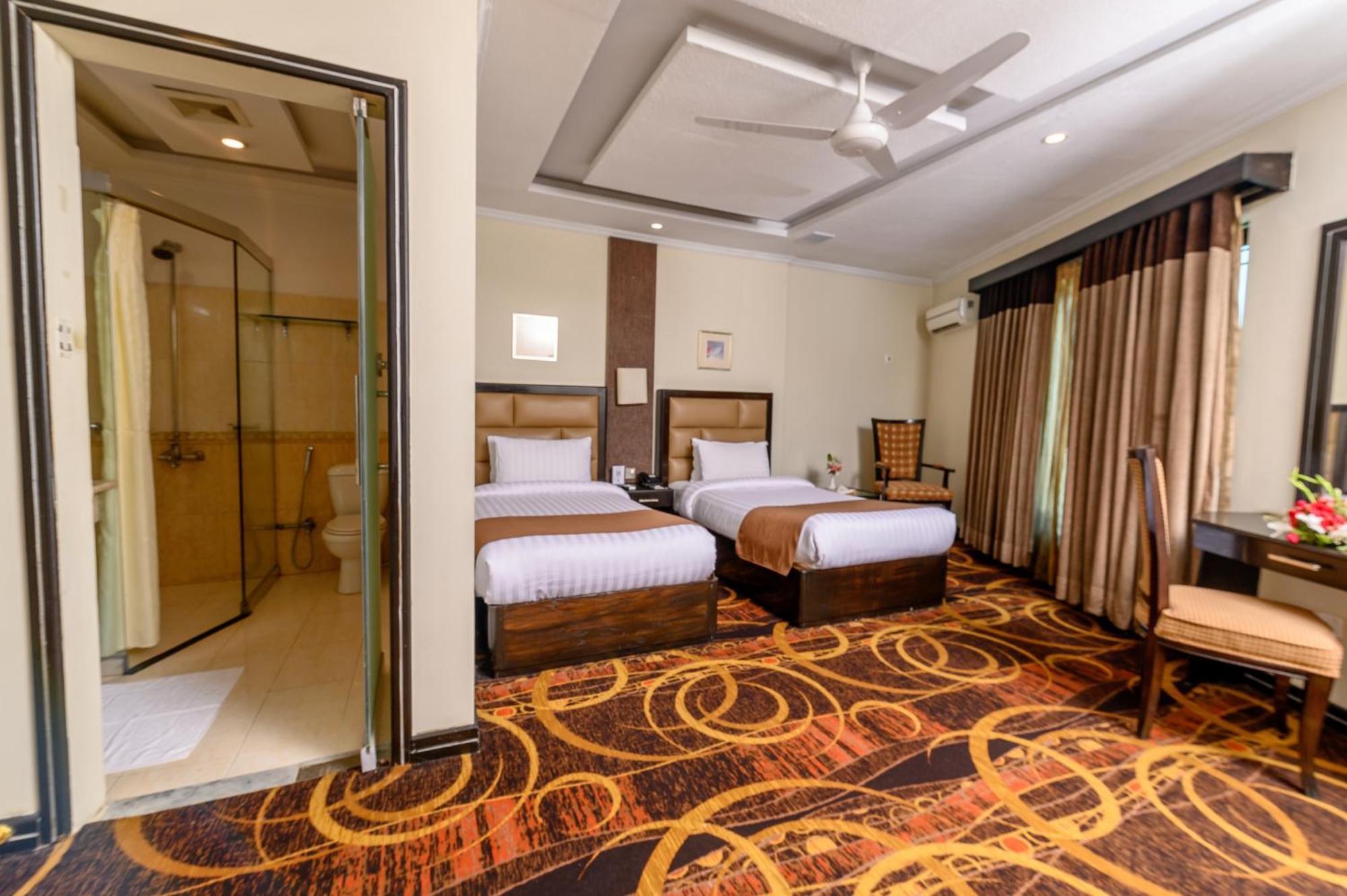 Hotel One Abbottabad Extérieur photo